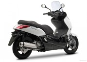 Yamaha X-Max 250